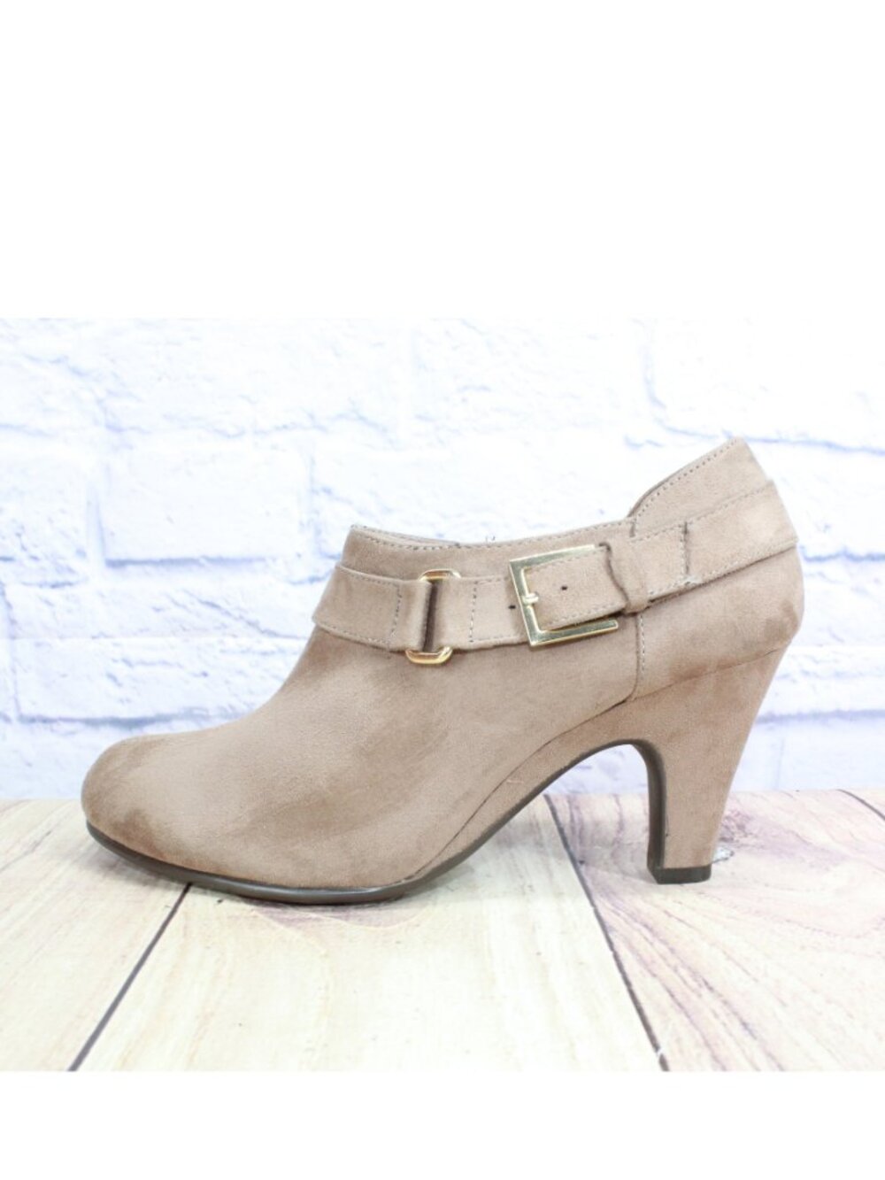 Aerosoles Taupe Microsuede Buckle Almond Toe Business Casual Booties Size 9